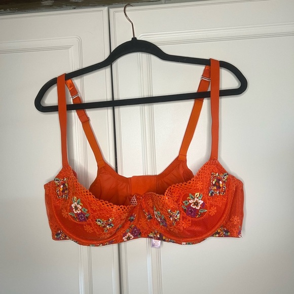 Savage X Fenty Dolled Up Quarter Cup Bra - Picture 1 of 9